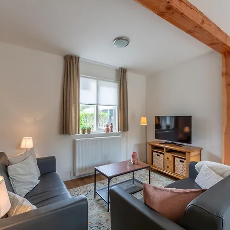 Effe Sprage In Callanstoog Centre *